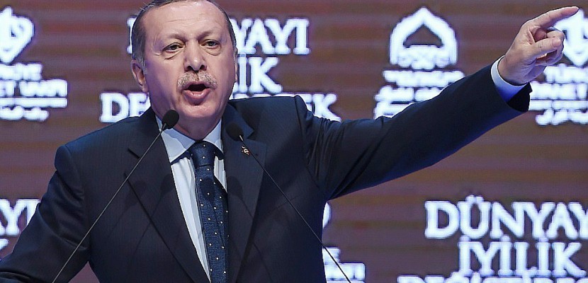 Turquie: un oui au référendum meilleure réponse aux "ennemis"