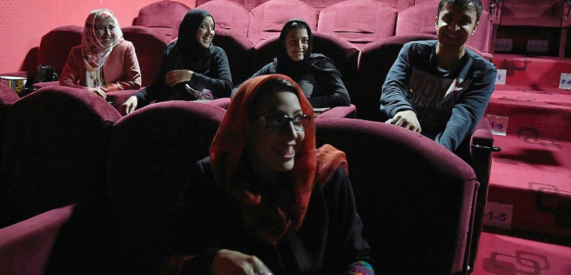 A Kaboul, un cinéma "familial", bol d'air pour les femmes