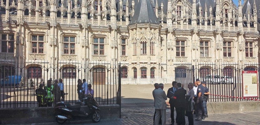 Rouen. Violence conjugale en Seine-Maritime : sa "compagne est hystérique"