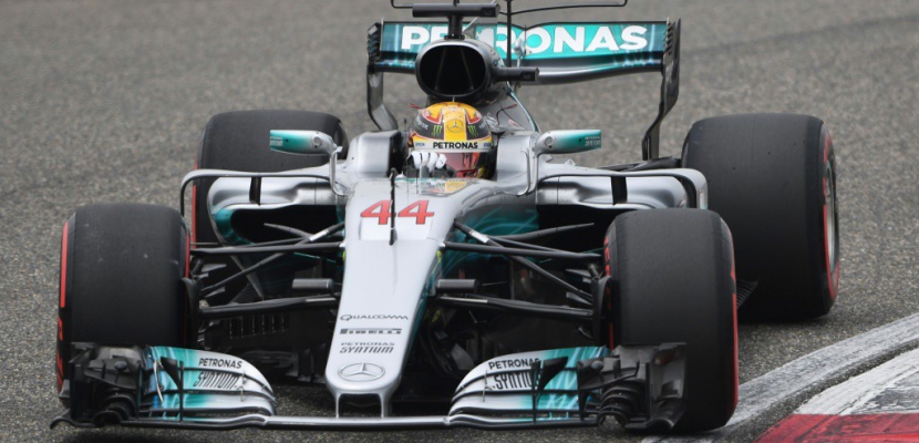 GP de Chine: Lewis Hamilton (Mercedes) en pole position