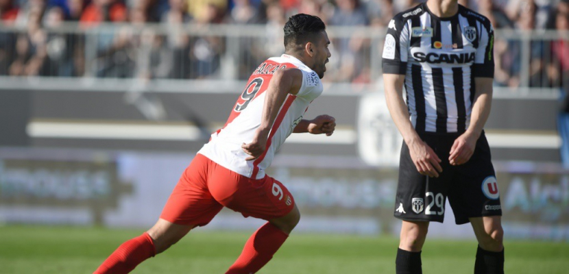Ligue 1: Monaco hyper réaliste, Lorient croque Lyon