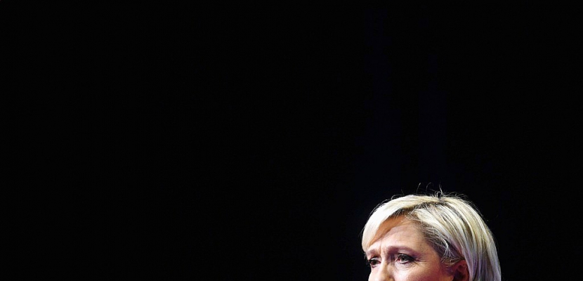Marine Le Pen: "Tout a été fait pour que nous perdions la guerre" contre le terrorisme