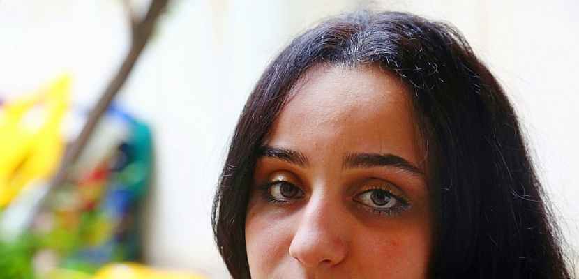 Elle rêvait d'être styliste, elle se retrouve veuve de jihadistes en Syrie