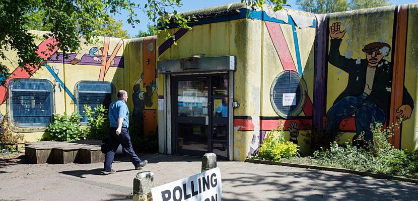 Royaume-Uni: résultat attendu d'élections locales sur fond de Brexit