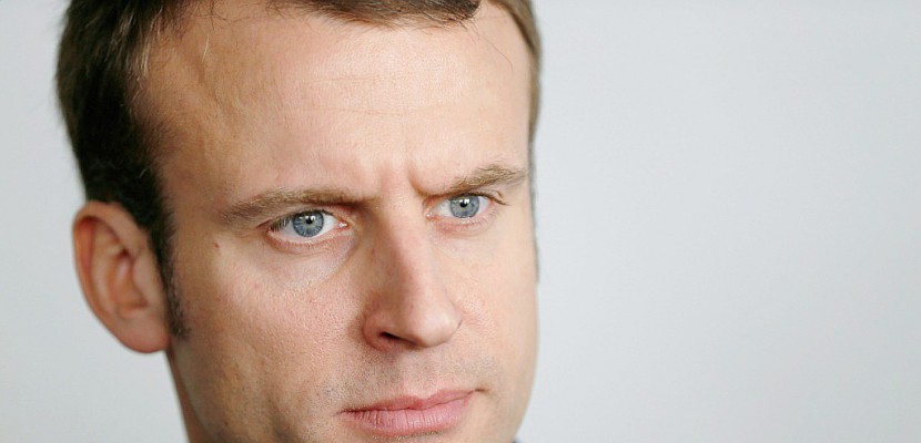 Macron à l'AFP: "une nouvelle page s'ouvre", "celle de l'espoir et de la confiance retrouvés"