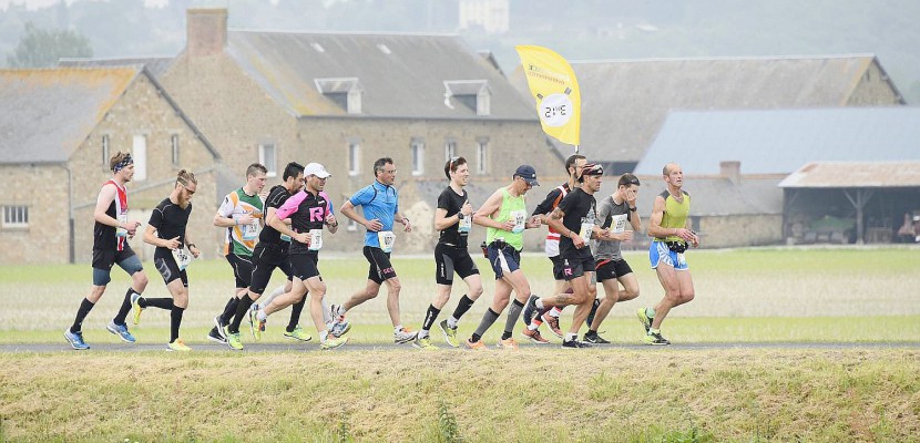 Le Mont-Saint-Michel. Marathon du Mont-Saint-Michel : 42.195 km de souffrance, une arrivée au paradis