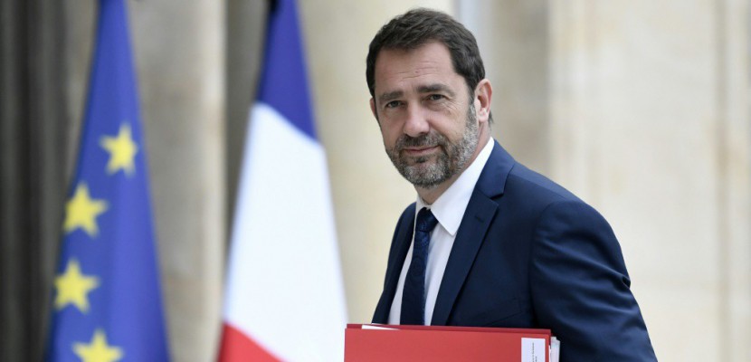 Castaner: "Il ne saurait être question" de la démission de Ferrand