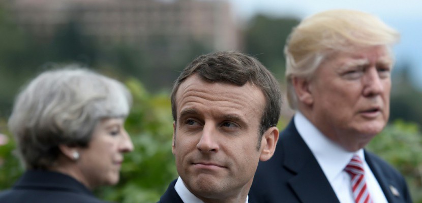 Le président français Emmanuel Macron en première ligne au sommet du G7