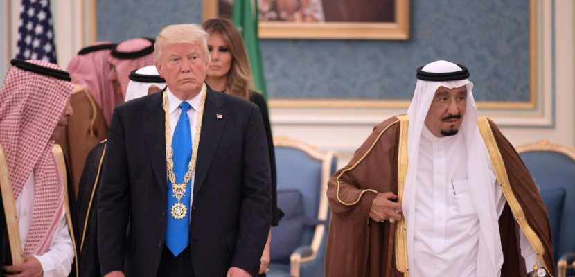 Le roi Salmane d'Arabie saoudite, dirigeant le plus retweeté devant Trump
