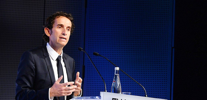 Alexandre Bompard à la tête de Carrefour pour accélérer sa relance