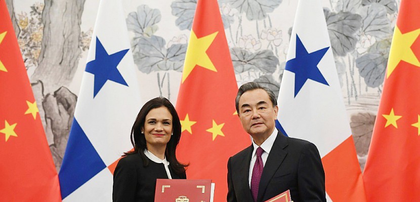 Le Panama rompt avec Taïwan et établit des relations avec la Chine