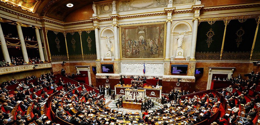 France: l'Assemblée s'offre un nouveau visage, rajeuni, renouvelé, fémininisé