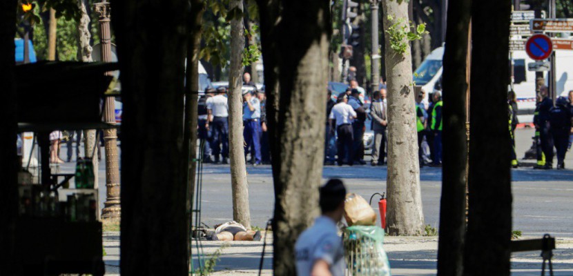 Champs-Elysées: l'assaillant avait prêté allégeance à l'EI