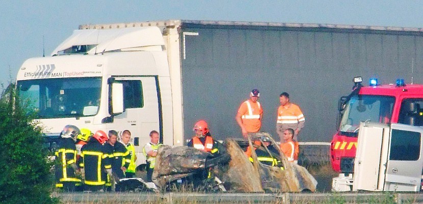Mort d'un Polonais sur un barrage routier en France: quatre migrants inculpés et écroués