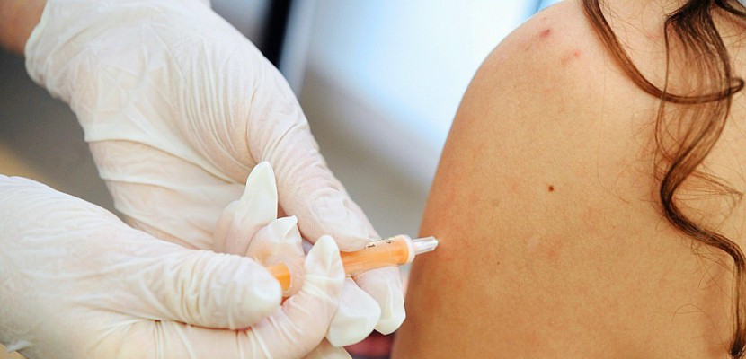 Santé: 200 médecins lancent un appel pour la vaccination obligatoire