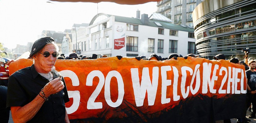 Début d'une manifestation anti-G20 à haut risque à Hambourg