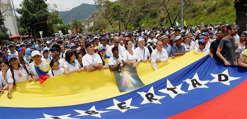 L'Eglise catholique dénonce une "dictature" au Venezuela
