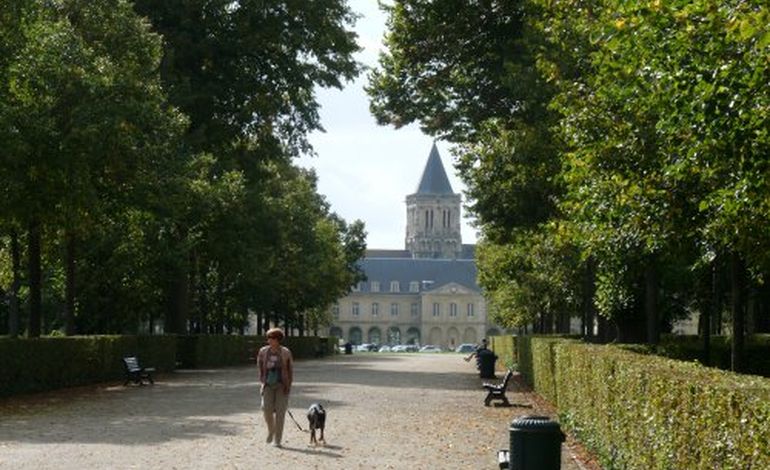 À Caen, le parc oublié de l'Abbaye aux Dames 