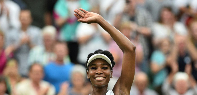 Wimbledon: Venus Williams devient à 37 ans la demi-finaliste la plus âgée depuis 1994