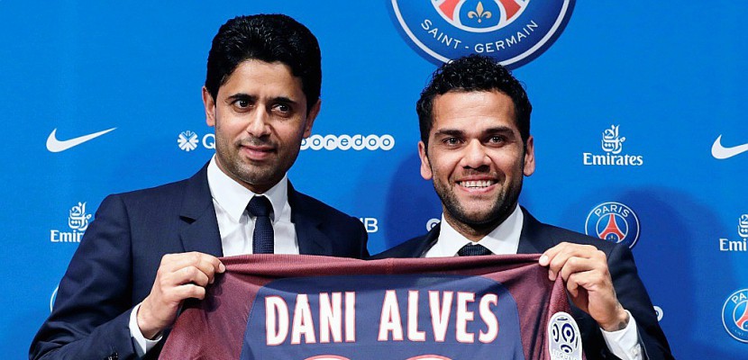 Transfert: "Paris, ville de l'amour, peut être la ville du foot" selon Dani Alves