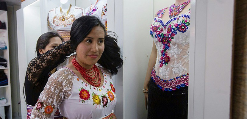 Equateur: la mode indigène retrouve des couleurs