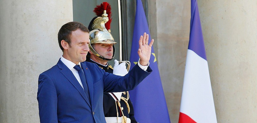 Macron serre les rangs après des premiers remous dans sa majorité