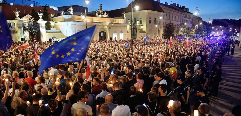 Pologne: les nouvelles réformes de la justice dans le viseur de Bruxelles