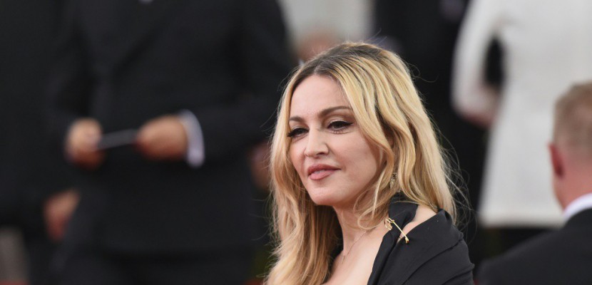 Madonna fait retirer des enchères une lettre de Tupac sur leur rupture