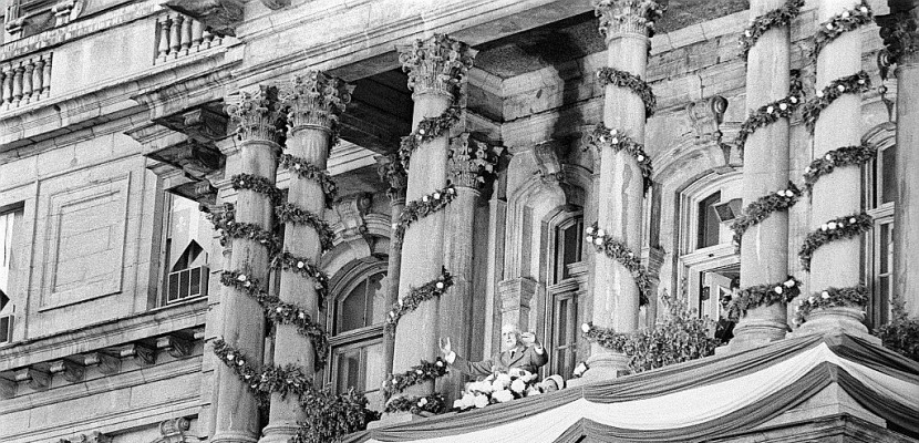 50 ans après à Montréal, l'ombre du général de Gaulle au balcon