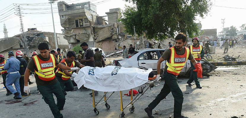 Pakistan: au moins 20 morts dans une explosion sur un marché de Lahore
