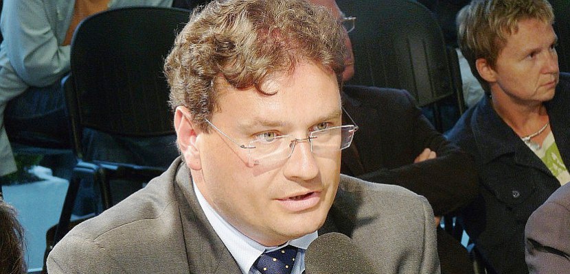 Saint-Lô. Manche : le député Philippe Gosselin juge "lamentable" la suppression de la réserve parlementaire