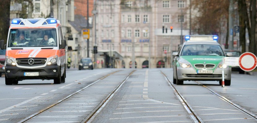 Allemagne: un mort, plusieurs blessés dans une attaque au couteau à Hambourg 