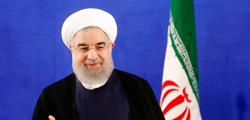 L'Iran accuse Washington de violer l'accord nucléaire, Rohani prend ses fonctions