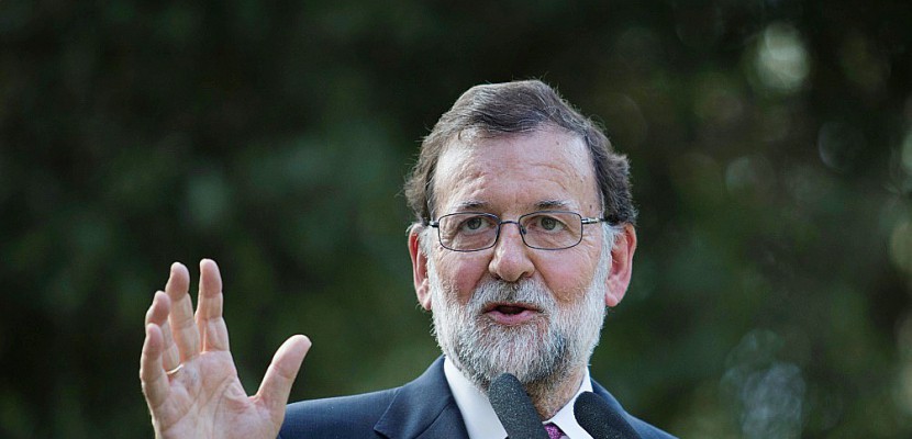 L'Espagne ne peut pas recevoir le touriste à "coups de pied", selon Rajoy