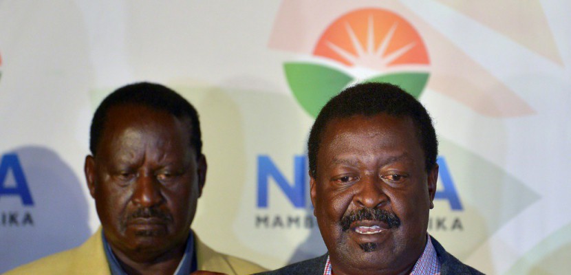 Kenya: l'opposition dénonce une "mascarade" électorale et s'en remet au peuple