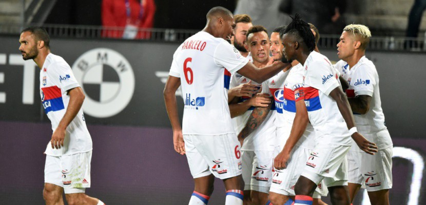 Ligue 1: Lyon s'impose à Rennes, Nice ne décolle pas