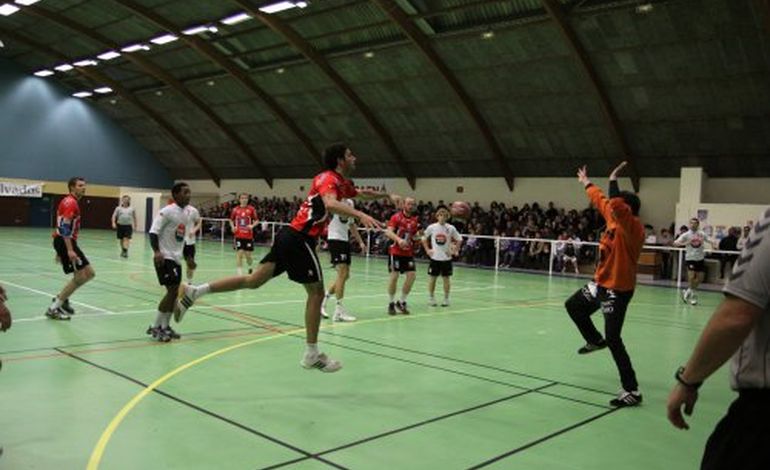 Le Caen Handball s'installe en tête de son groupe
