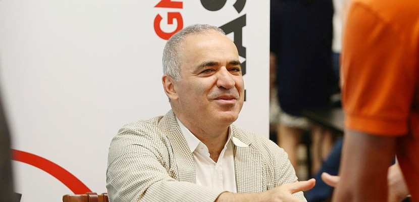 Echecs: Kasparov fait match nul contre Kariakine pour son retour