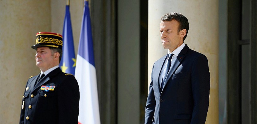 Barcelone: Macron exprime "la solidarité de la France" après "la tragique attaque"