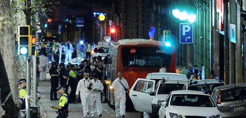 Les auteurs des attentats en Espagne préparaient "une attaque de plus grande envergure"