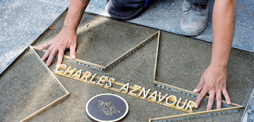 Aznavour en haut de l'affiche pour enfin recevoir son étoile à Hollywood