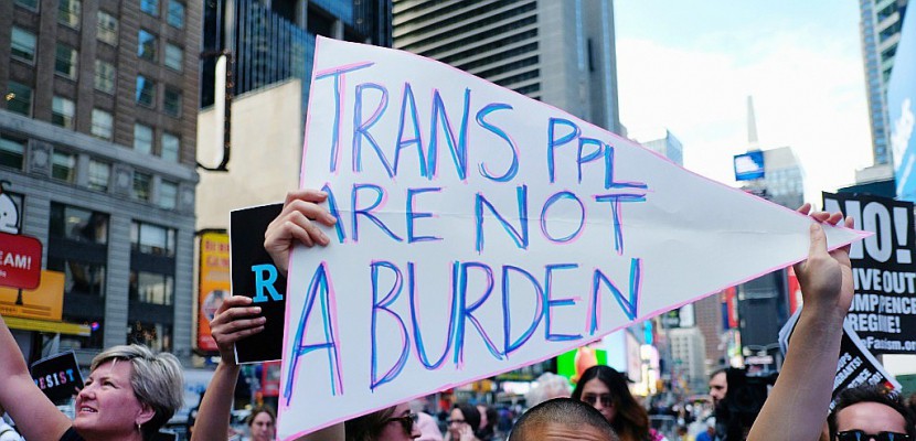 Trump ordonne au Pentagone de ne plus recruter de personnes transgenres