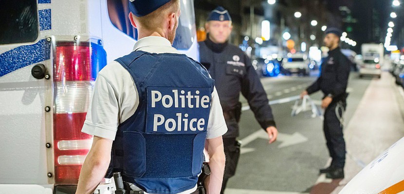 Attaques au couteau à Bruxelles et Londres contre des militaires et policiers