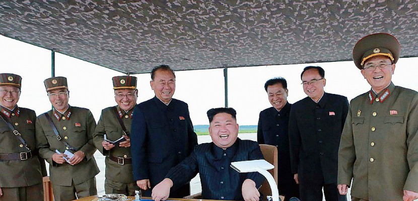 Pyongyang met Tokyo en garde contre son "autodestruction imminente"