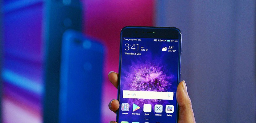 Smartphones: le chinois Huawei introduit l'intelligence artificelle dans sa puce