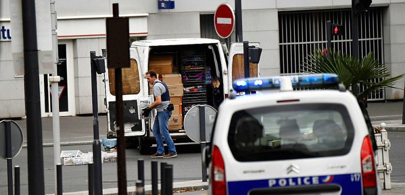 Opération antiterroriste à Villejuif: des composants d'explosifs découverts dans un appartement