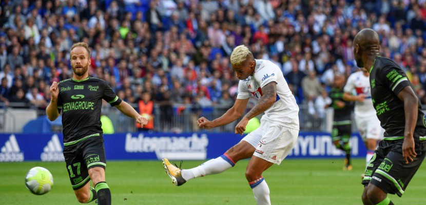 Ligue 1: Saint-Etienne s'en sort bien malgré les débuts réussis de Cabella