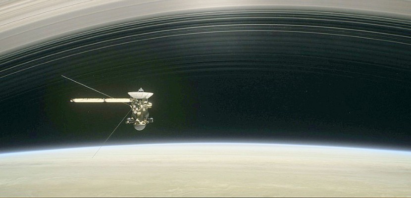 La sonde Cassini s'apprête à effectuer son plongeon final vers Saturne