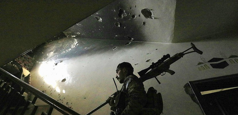 Syrie: une force alliée à Washington accuse Moscou de l'avoir bombardée