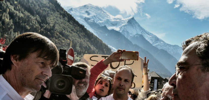 Vallée de l'Arve: Hulot n'a "pas de baguette magique" contre la pollution